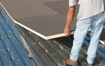 benefits of insulating Rhyd Y Sarn flat roofing